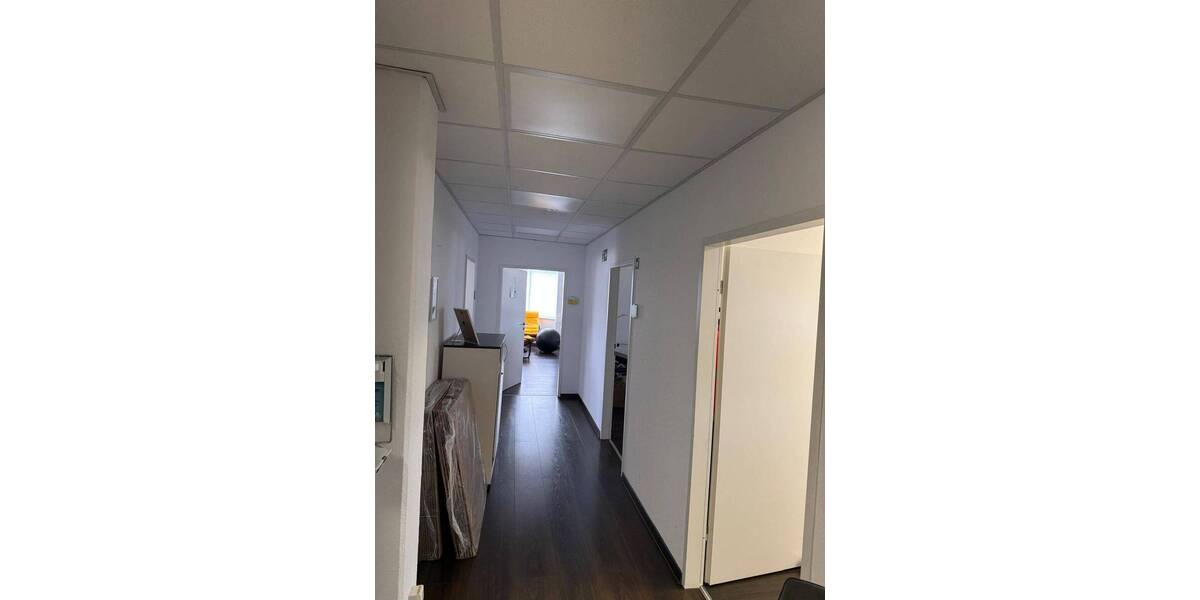 Gewerbeobjekt Wiesbaden Schierstein - 6 Zimmer, 175 m&sup2;, 1.555&euro; | Angebot:26908694