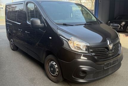 Renault Trafic 208.106 km 7.299 &euro; Wiesbaden 65189