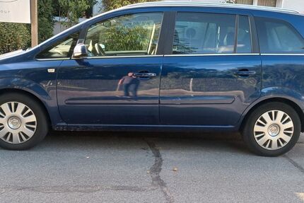 Opel Zafira 213.000 km 2.600 € Rüsselsheim 65428