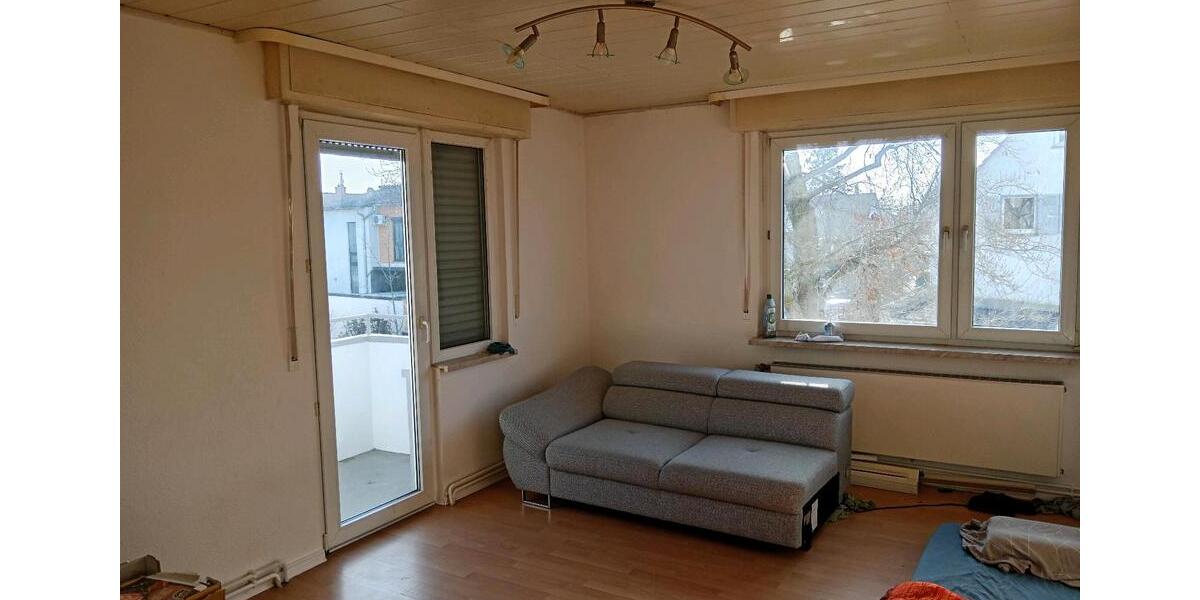 Helle zentral gelegene 2 Zimmer Wohnung in Hochheim 2 zimmer