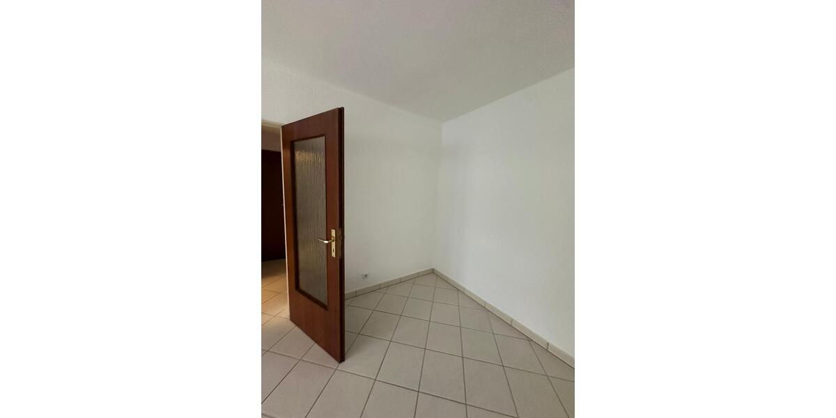 Erdgeschoßwohnung Wiesbaden Nordost - 1 Zimmer, 40 m&sup2;, 500&euro; | Angebot:25545772