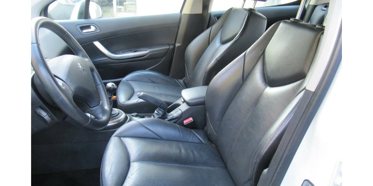 Peugeot 308 Platinum+ Klma+Insp+ TÜV + NEU + 230.447 km 3.435 &euro; Schwalbach/Taunus 65824