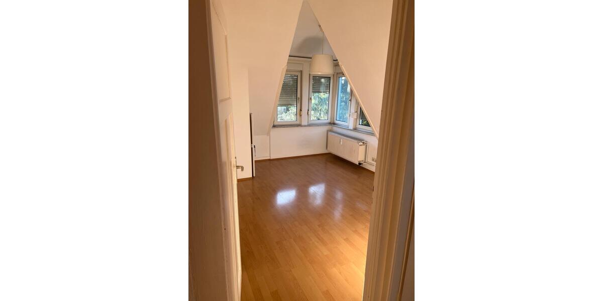 Etagenwohnung Frankfurt am Main Bockenheim - 2 Zimmer, 80 m&sup2;, 1.720&euro; | Angebot:26681498