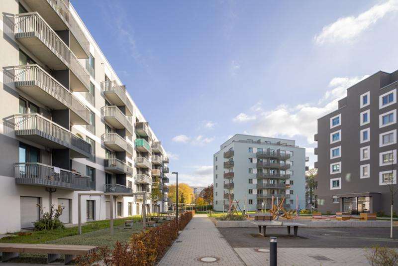 Wohnung zum Mieten in Berlin 1.231,65 € 82.55 m²