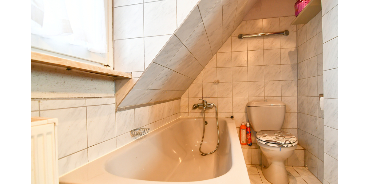 Altstadt-Nähe trifft Panoramablick: Gemütliches Reihenhäuschen mit Garten und Außenstellplatz 3 zimmer