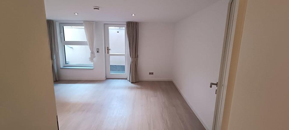 Etagenwohnung Wiesbaden Schierstein - 3 Zimmer, 94 m&sup2;, 1.550&euro; | Angebot:26550203