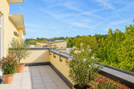 Wohnung Wiesbaden Klarenthal - 2.5 Zimmer, 121 m&sup2;, 1.130&euro; | Angebot:26368403