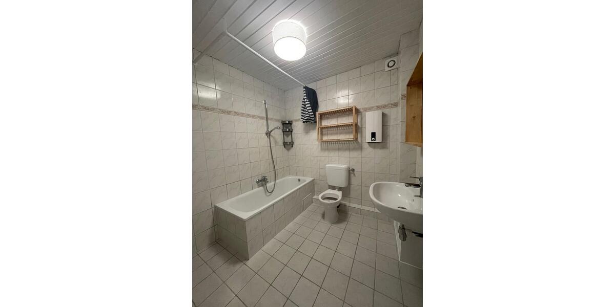 Dachgeschoßwohnung Idstein - 2 Zimmer, 43 m&sup2;, 625&euro; | Angebot:26566706