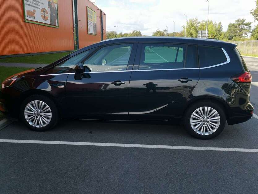 Opel Zafira 75.000 km 18.500 € Rüsselsheim 65428