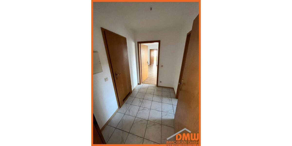 4-ZKB, Balkon, TL-Bad Wanne+Du, Gäste-WC, Keller, Garage möglich 4 zimmer