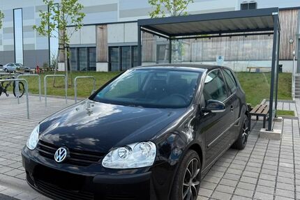 VW Golf 152.000 km 2.950 &euro; Hochheim am Main 65239