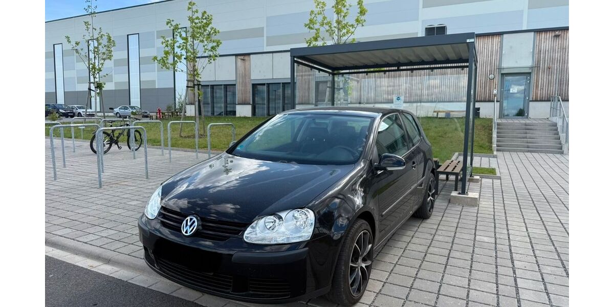 VW Golf 152.000 km 2.950 &euro; Hochheim am Main 65239