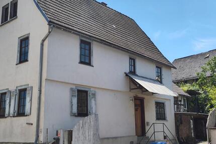 Haus Hünfelden - 4 Zimmer, 111 m&sup2;, 200.000&euro; | Angebot:27244302