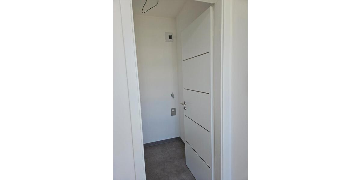 Etagenwohnung Mainz Mombach - 3 Zimmer, 80 m&sup2;, 1.780&euro; | Angebot:26323487