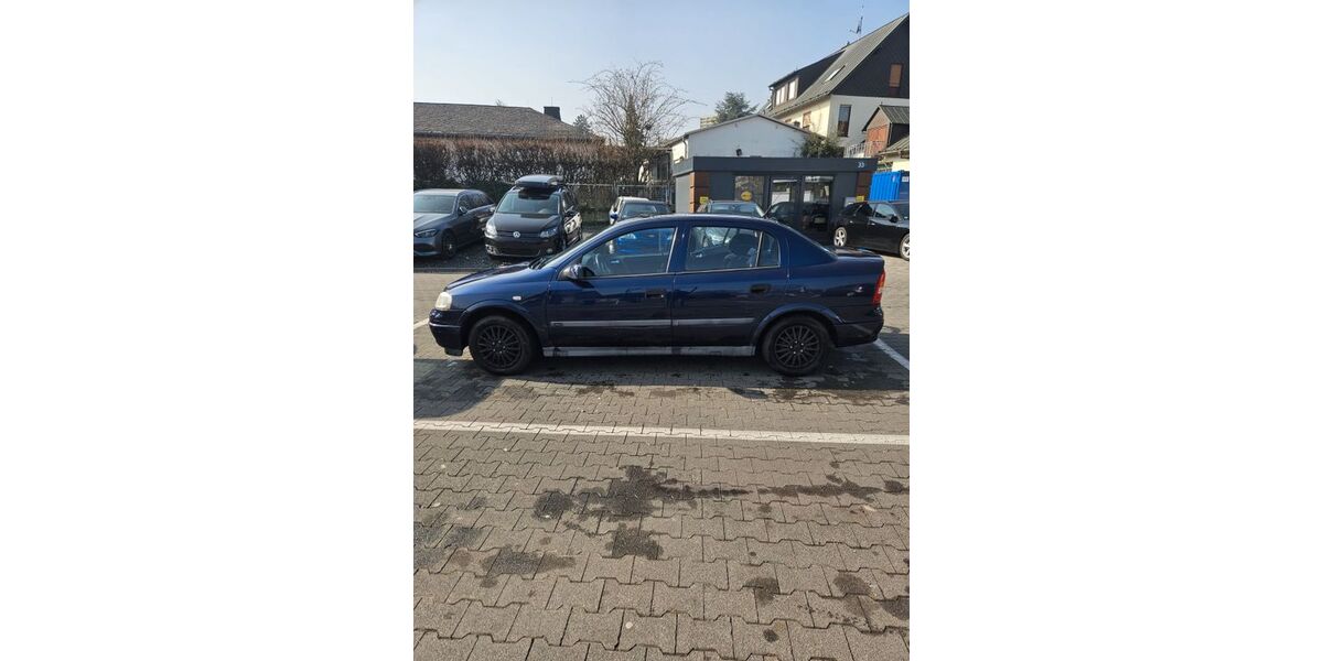 Opel Astra 185.000 km 1.550 &euro; Wiesbaden 65199