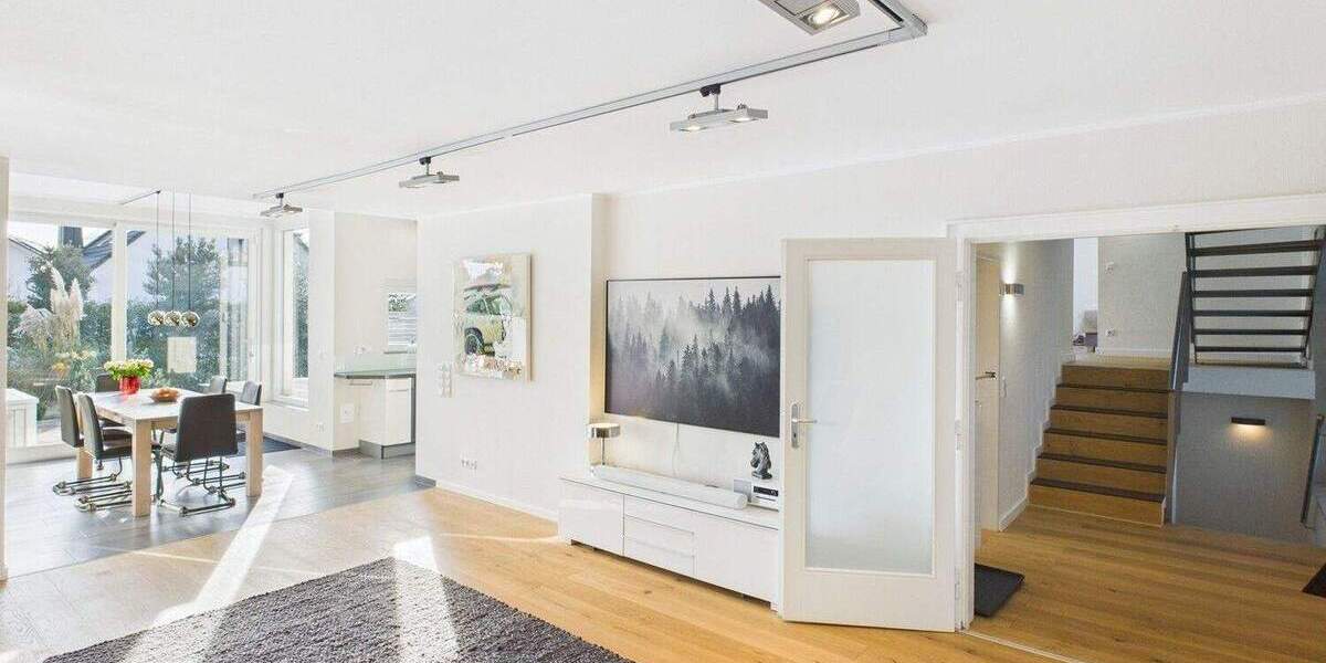 Einfamilienhaus Wiesbaden Sonnenberg - 7 Zimmer, 219 m&sup2;, 1.495.000&euro; | Angebot:25687518