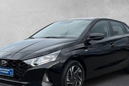 Hyundai i20 90.350 km 12.940 &euro; Rüsselsheim 65428