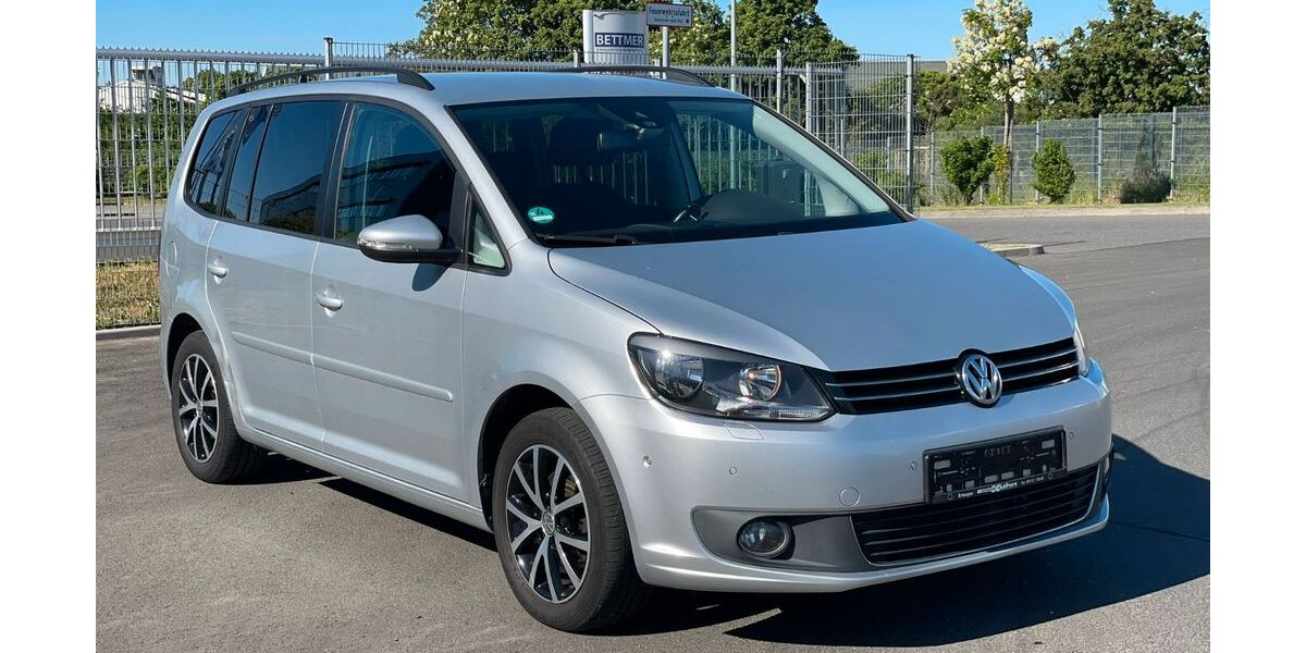 VW Touran 178.620 km 9.890 &euro; Ginsheim-Gustavsburg 65462