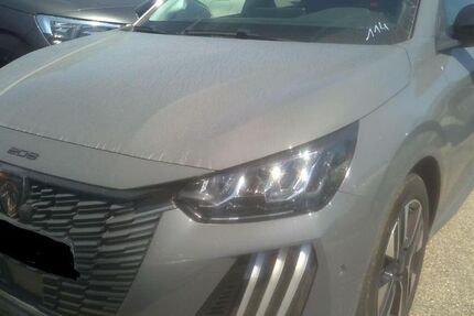 Peugeot 208 14.246 km 15.880 € Rüsselsheim 65428