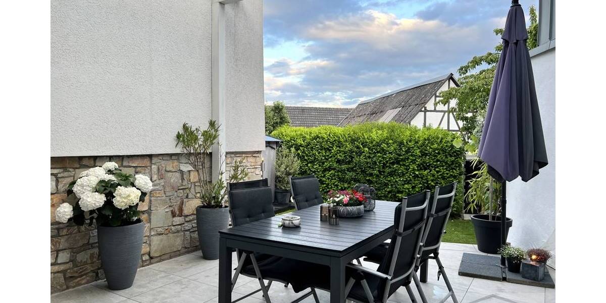 Einfamilienhaus Taunusstein / Neuhof Neuhof - 8 Zimmer, 224 m&sup2;, 749.000&euro; | Angebot:26218735