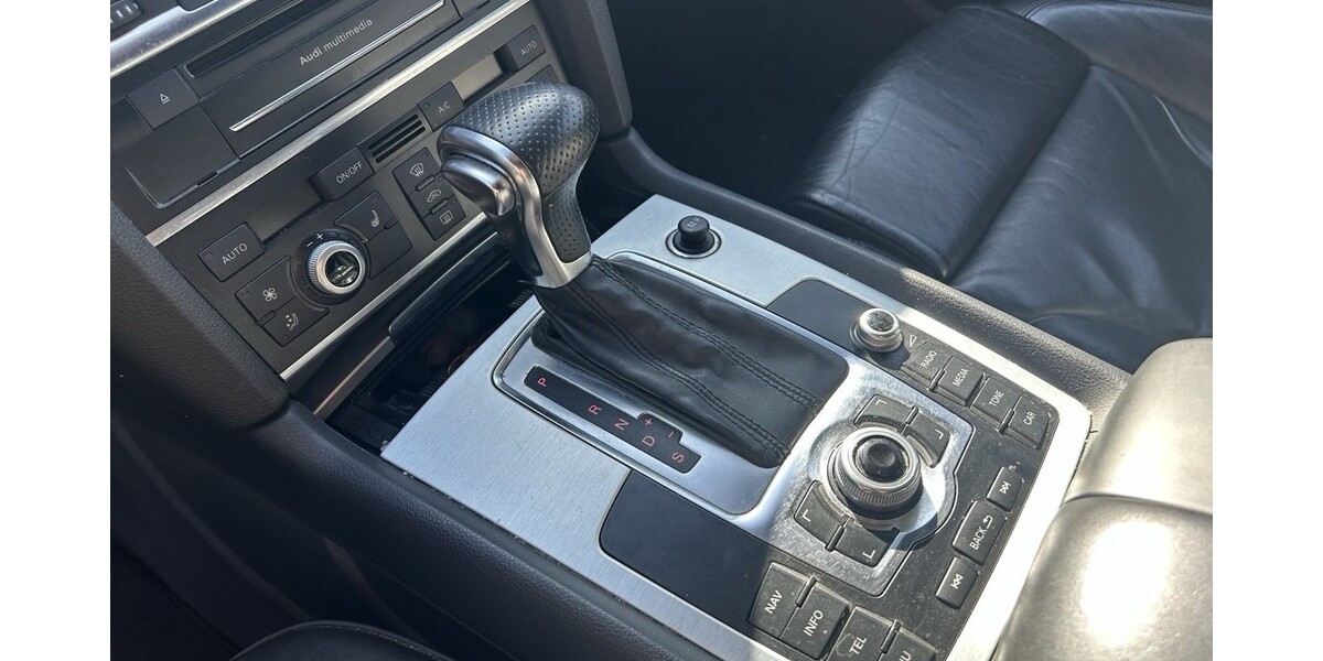 Audi Q 7 186.000 km 22.900 € Wiesbaden 65183