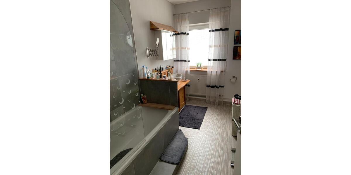 Dachgeschoßwohnung Rüsselsheim am Main - 2 Zimmer, 65 m&sup2;, 950&euro; | Angebot:26679034