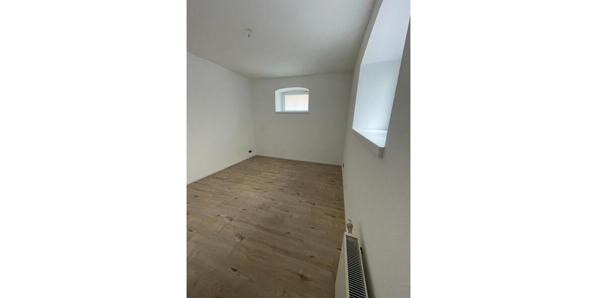 Etagenwohnung Wiesbaden Biebrich - 2 Zimmer, 59 m&sup2;, 1.150&euro; | Angebot:25367154