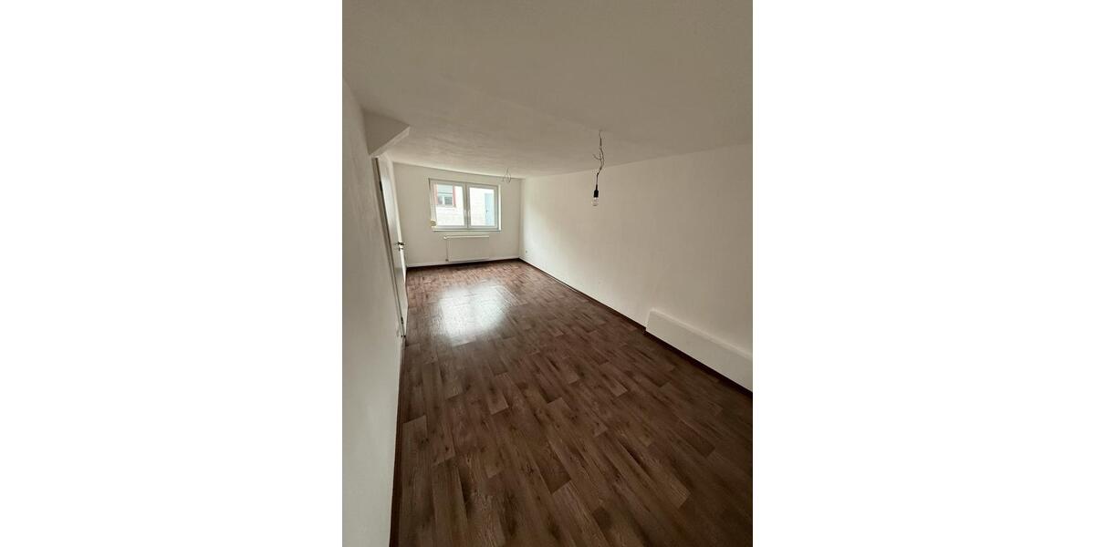 Reihenhaus Bad Camberg - 4 Zimmer, 83 m&sup2;, 980&euro; | Angebot:25367735