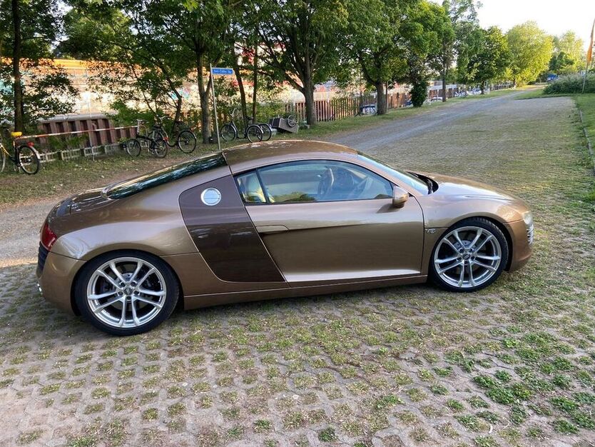 R8