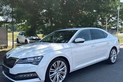 Skoda Superb 244.401 km 16.750 &euro; Budenheim 55257