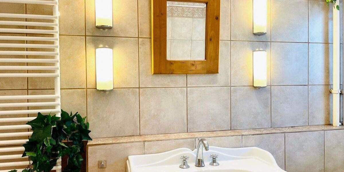 Einfamilienhaus Steinbach - 7 Zimmer, 170 m&sup2;, 590.000&euro; | Angebot:25727540