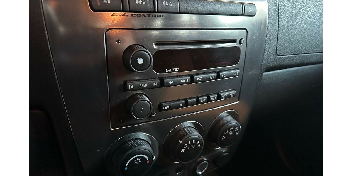 Hummer H3 3.7 |Sehr gepflegt|Offroad-Optik| 153.954 km 18.999 &euro; Mainz-Kostheim 55246