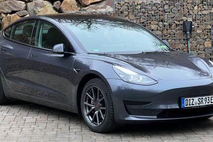 Tesla Model 3 55.000 km 24.000 &euro; Hahnstätten 65623
