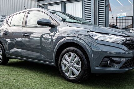 Dacia Sandero 13.340 km 15.999 &euro; Rüsselsheim 65428