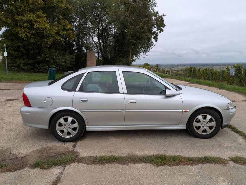 Opel Vectra 172.000 km 1.100 € Bodenheim 55294