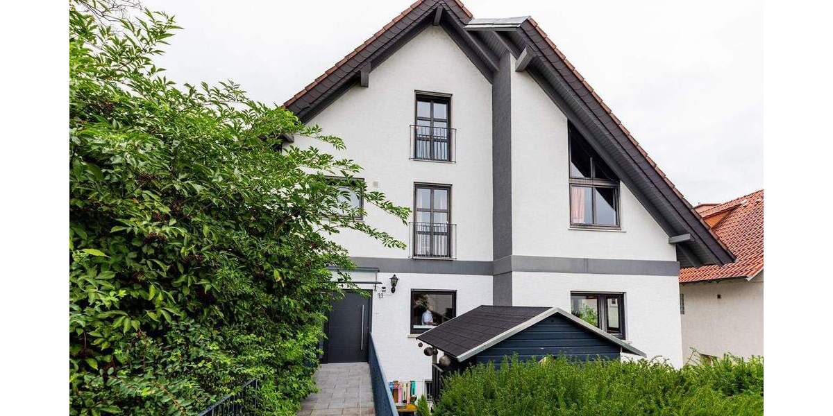Mehrfamilienhaus, Wohnhaus Bischofsheim - 8 Zimmer, 695.000&euro; | Angebot:24966393