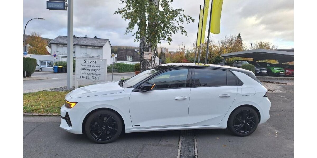 Opel Astra 25.990 km 29.988 &euro; Taunusstein 65232