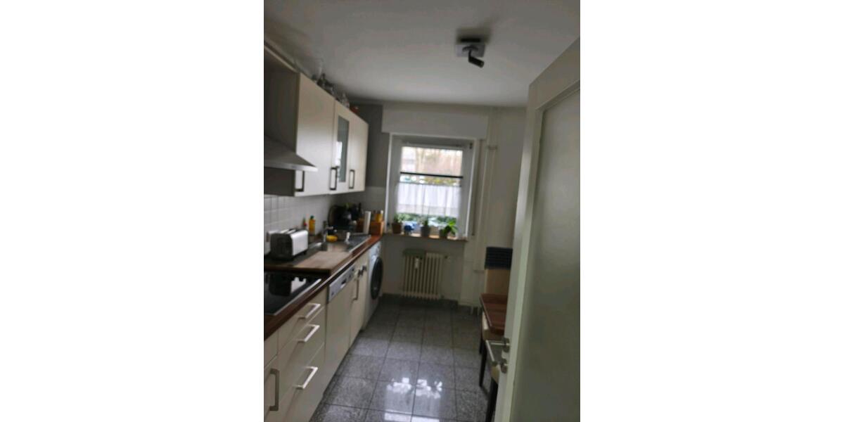 Erdgeschoßwohnung Wiesbaden Südost - 4 Zimmer, 13 m&sup2;, 500&euro; | Angebot:25056837