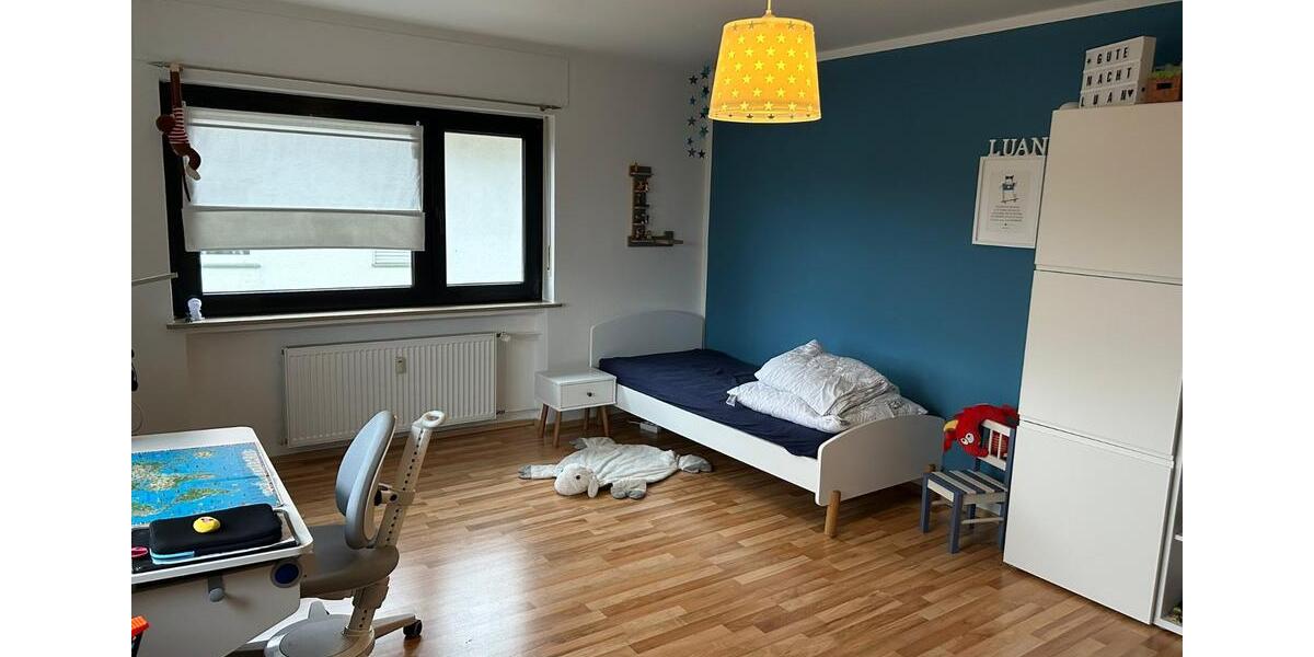 Etagenwohnung Idstein - 3 Zimmer, 93 m&sup2;, 720&euro; | Angebot:26461831