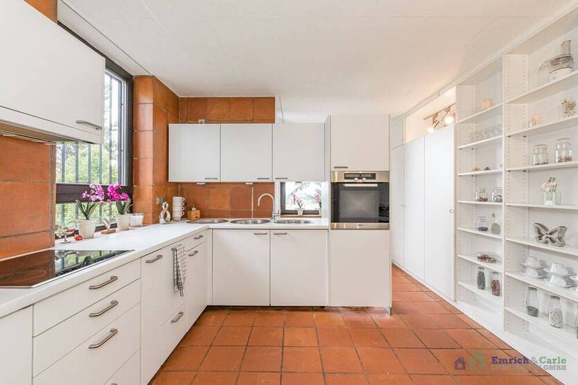 Einzigartiges Architektenhaus mit EinliegerWohnung in begehrter Lage von Mainz-Laubenheim