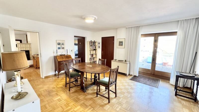 Etagenwohnung Eltville - 6 Zimmer, 222 m&sup2;, 665.000&euro; | Angebot:25958833