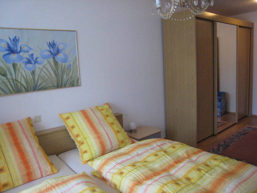 lichtdurchflutete 2-Zimmerwohnung mit Terrasse, Stadtteil Niederursel 2 zimmer