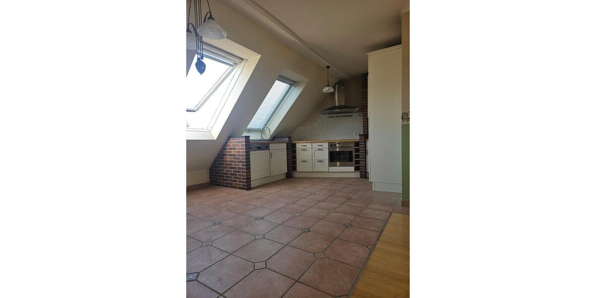 Dachgeschoßwohnung Idstein - 3 Zimmer, 74 m&sup2;, 199.000&euro; | Angebot:26994100