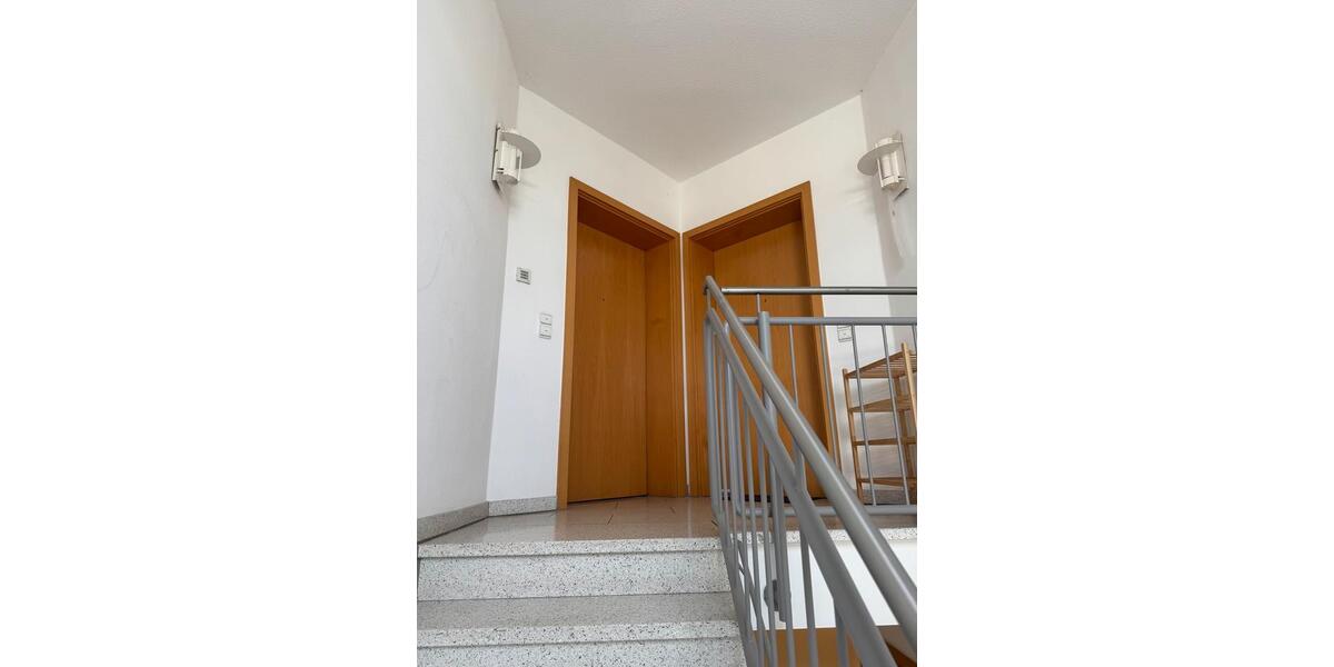 Dachgeschoßwohnung Wiesbaden Mainz-Kastel - 2 Zimmer, 54 m&sup2;, 249.000&euro; | Angebot:27295735