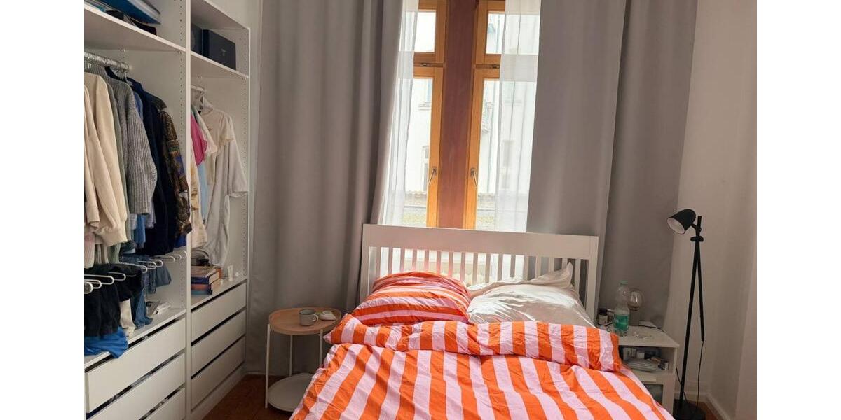 Ruhige Altbauwohnung im Westend - möblierte Untermiete ab Mai 2 zimmer