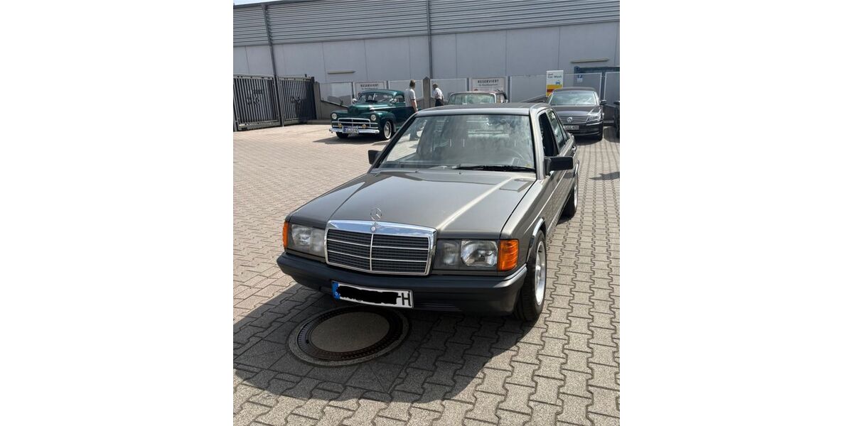 Mercedes-Benz 190 125.000 km 8.999 € Königstein im Taunus 61462