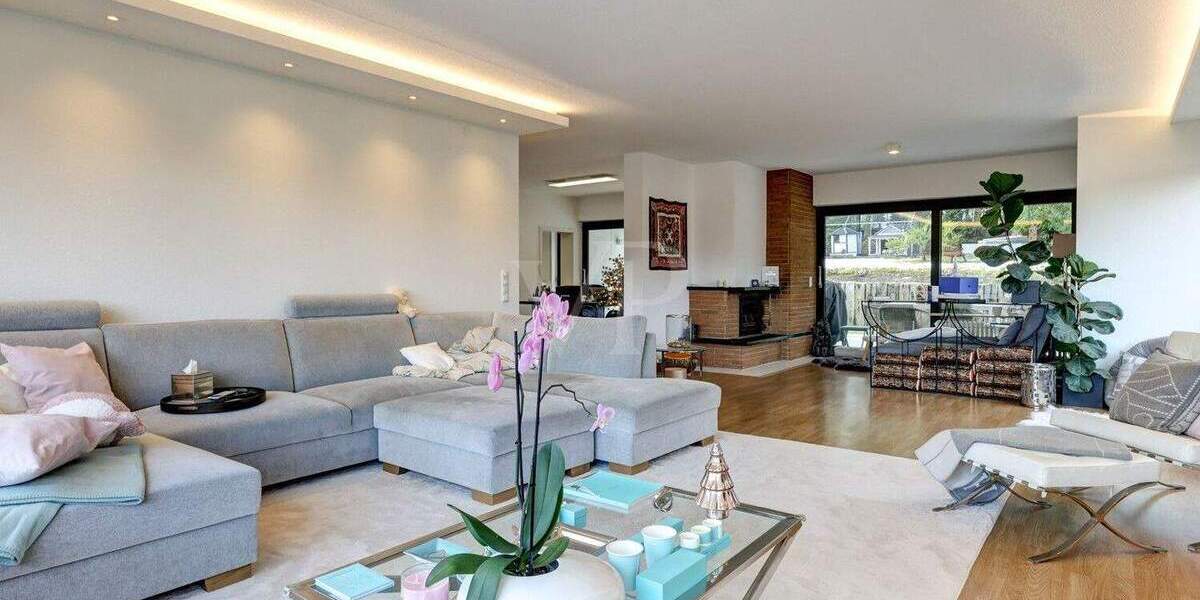 Einfamilienhaus Kelkheim (Taunus) / Fischbach Fischbach - 7 Zimmer, 272 m&sup2;, 3.300&euro; | Angebot:25533945