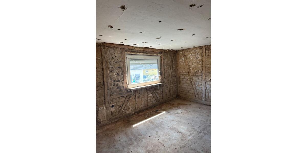 Einfamilienhaus Heidenrod - 6 Zimmer, 120 m&sup2;, 79.000&euro; | Angebot:26987859