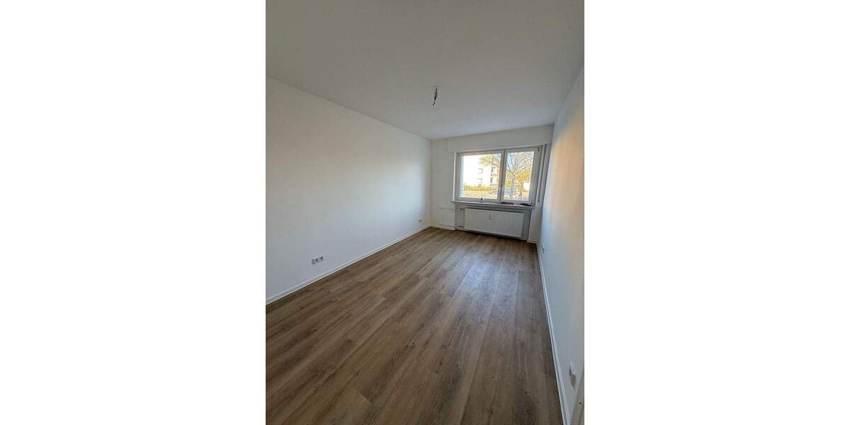 Etagenwohnung Rüsselsheim am Main Rüsselsheim - 2 Zimmer, 77 m&sup2;, 1.050&euro; | Angebot:25372133
