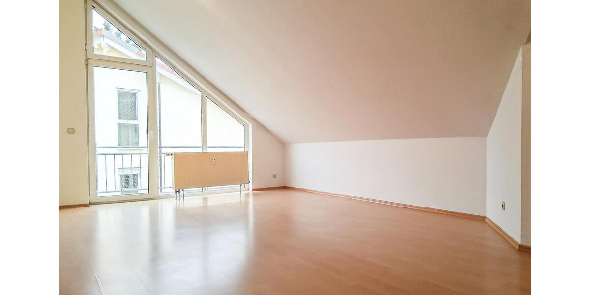 Dachgeschoßwohnung Ingelheim am Rhein - 3 Zimmer, 78 m&sup2;, 298.000&euro; | Angebot:25715331